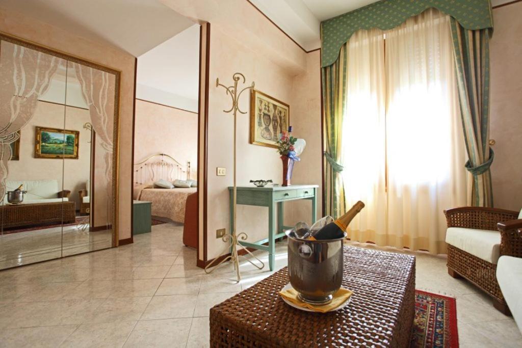 Fortuna Resort Chianciano Terme Esterno foto